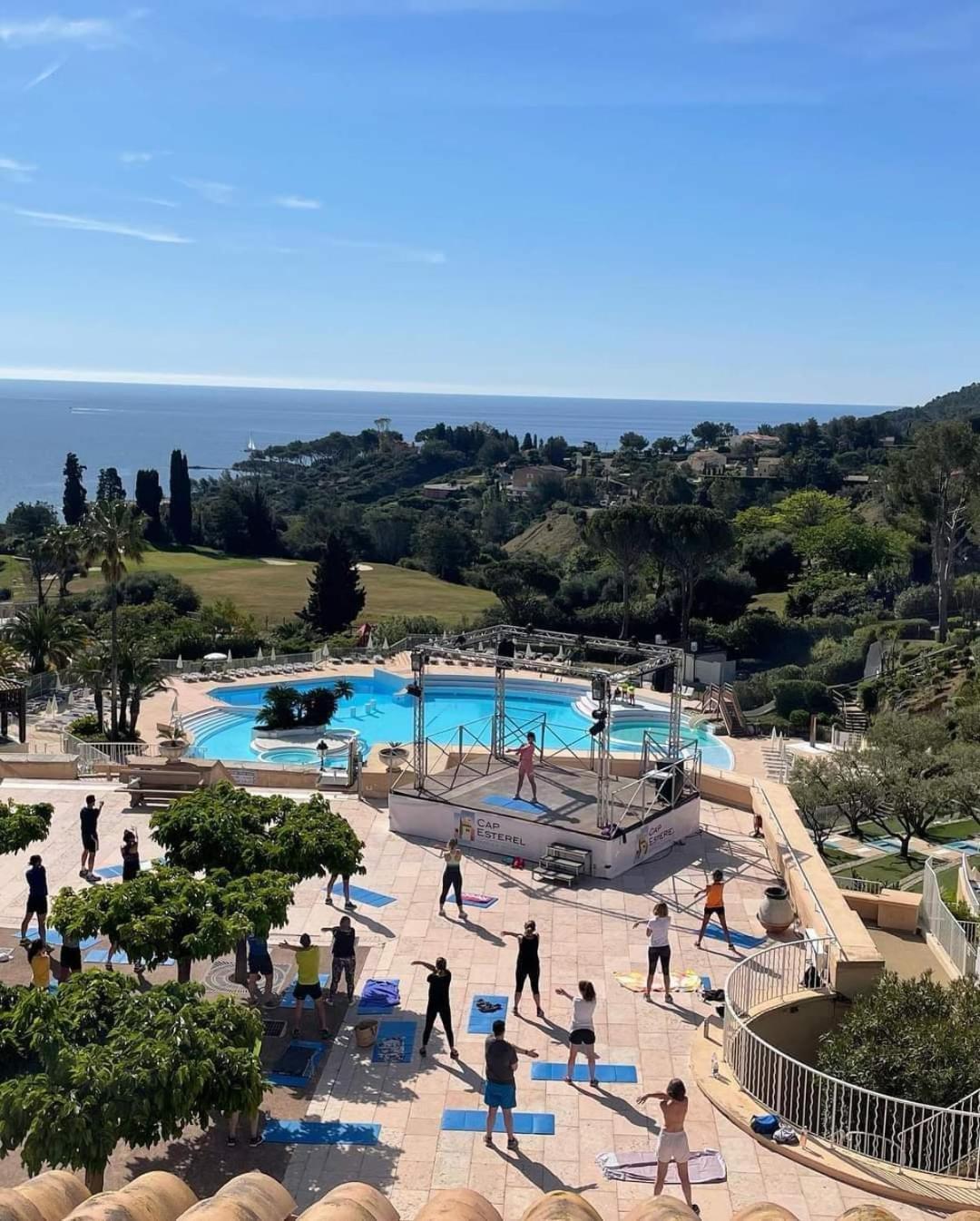 Vacances En Paradis Saint-Raphaël Exterior foto